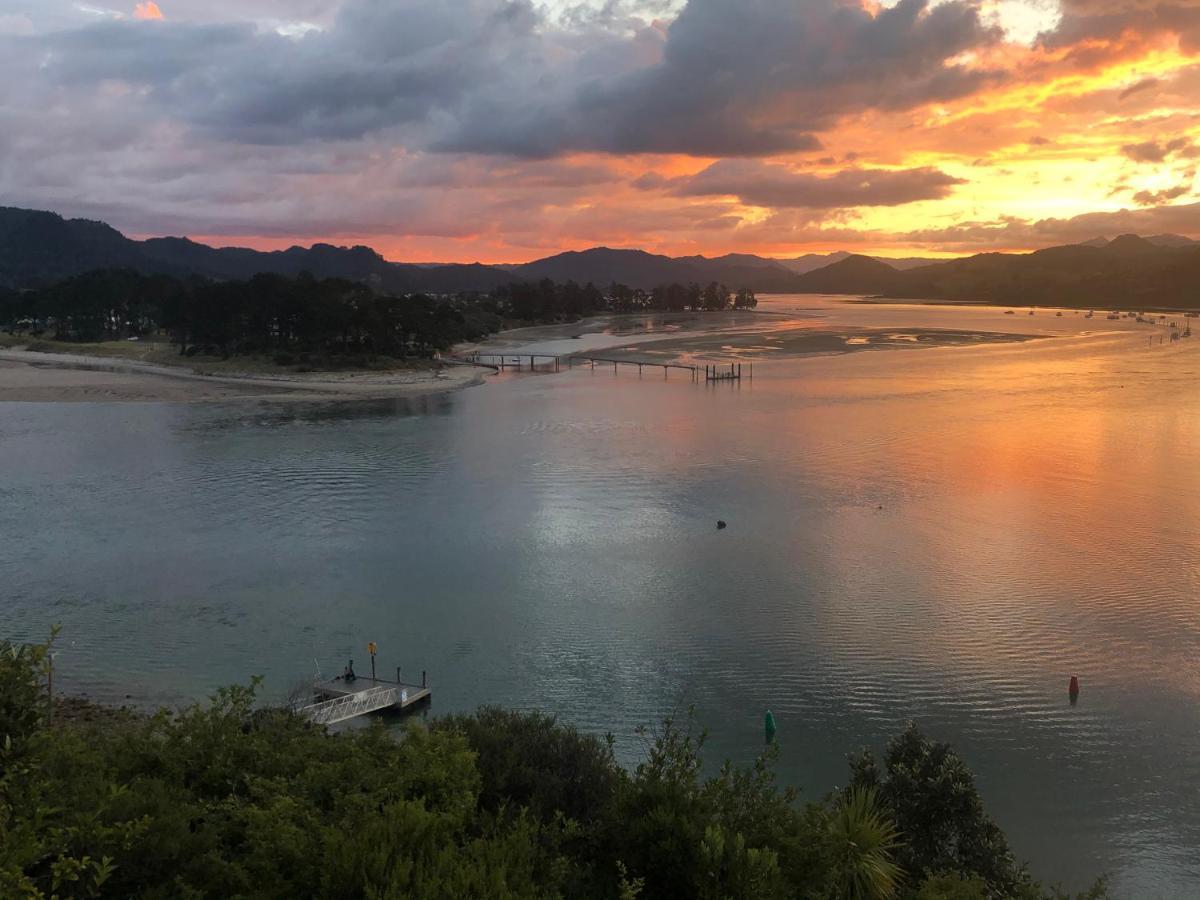 Tairua Treasure On Mount Paku Villa ภายนอก รูปภาพ
